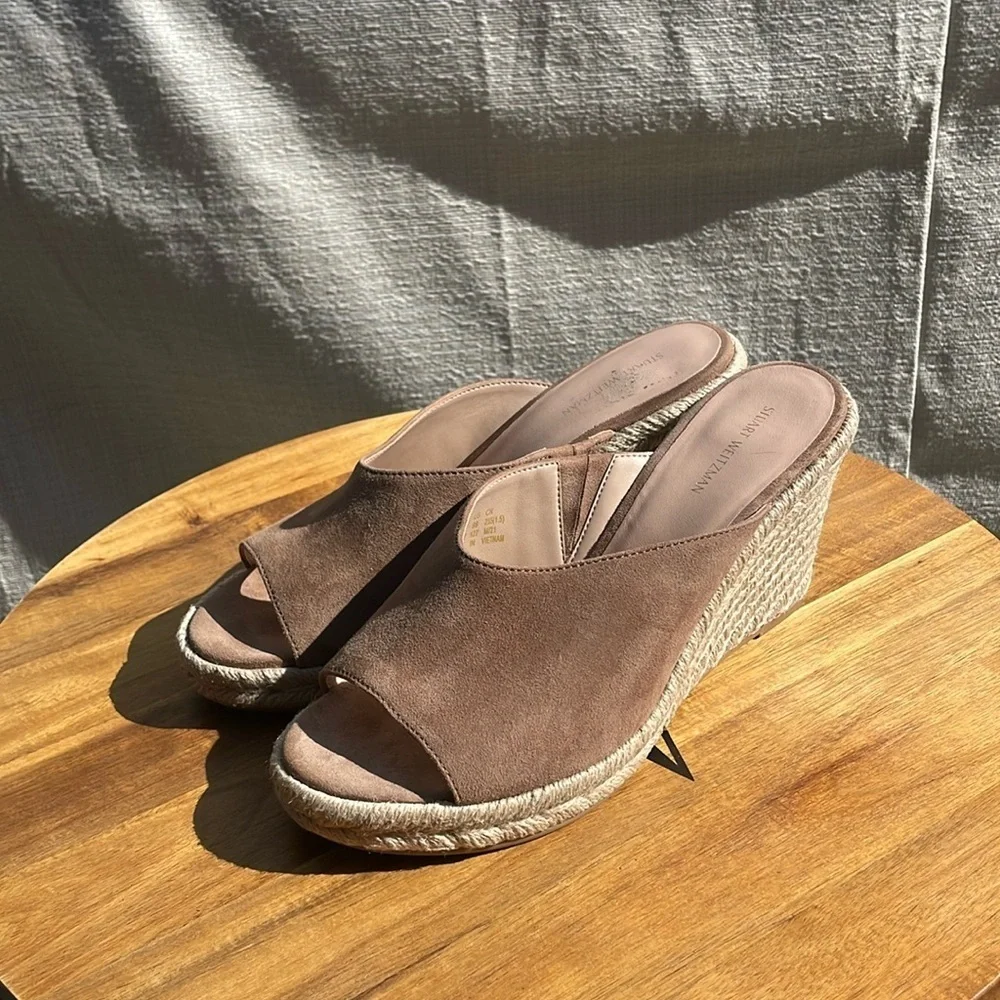 Stuart Weitzman Women’s Wonda Espadrille Wedge Sandal taupe Size 9